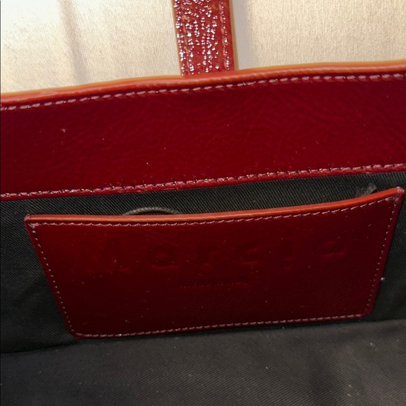SMALL GLOSSY CHERRY - Red Shoulder Bag - Picture 11 of 16